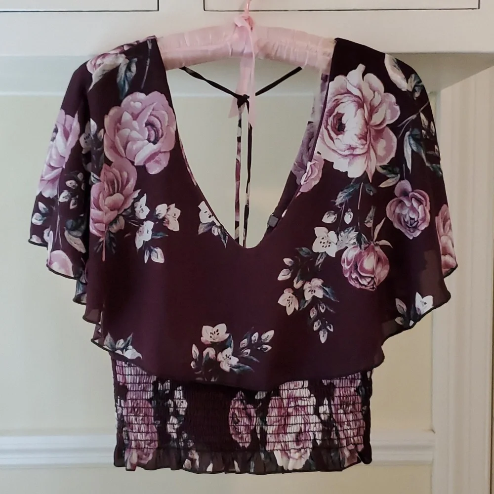 Charlotte Russe Floral Crop Top - Size Medium - Picture 1 of 6